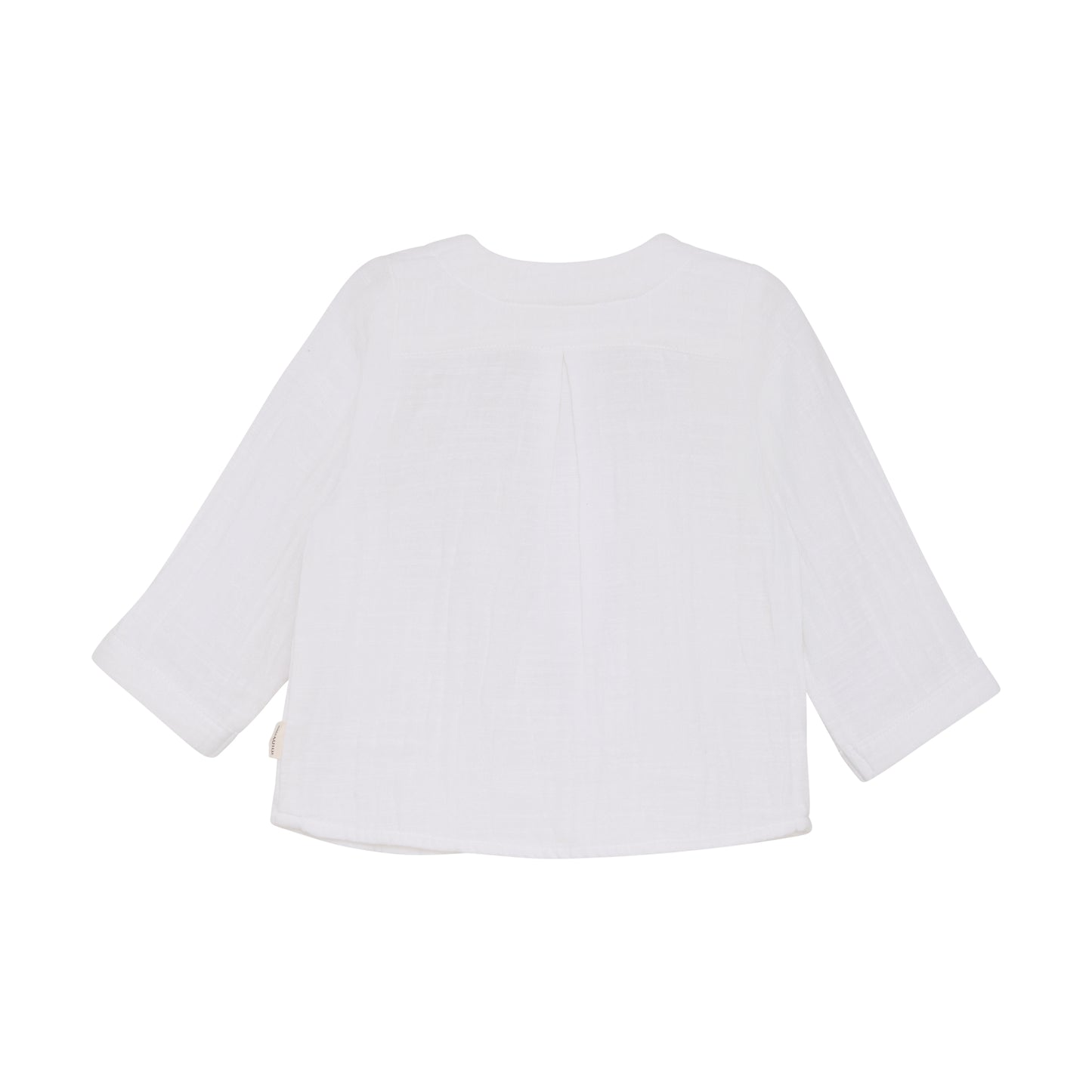 Dieses Langarmshirt von MINYMO überzeugt durch seinen hohen Tragekomfort und die charmanten kleinen Holzknöpfe, die ihm eine besondere Note verleihen.