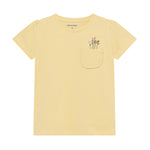 Gelbes kurzarm T-Shirt mit kleinem Blumen Motiv von MINYMO.