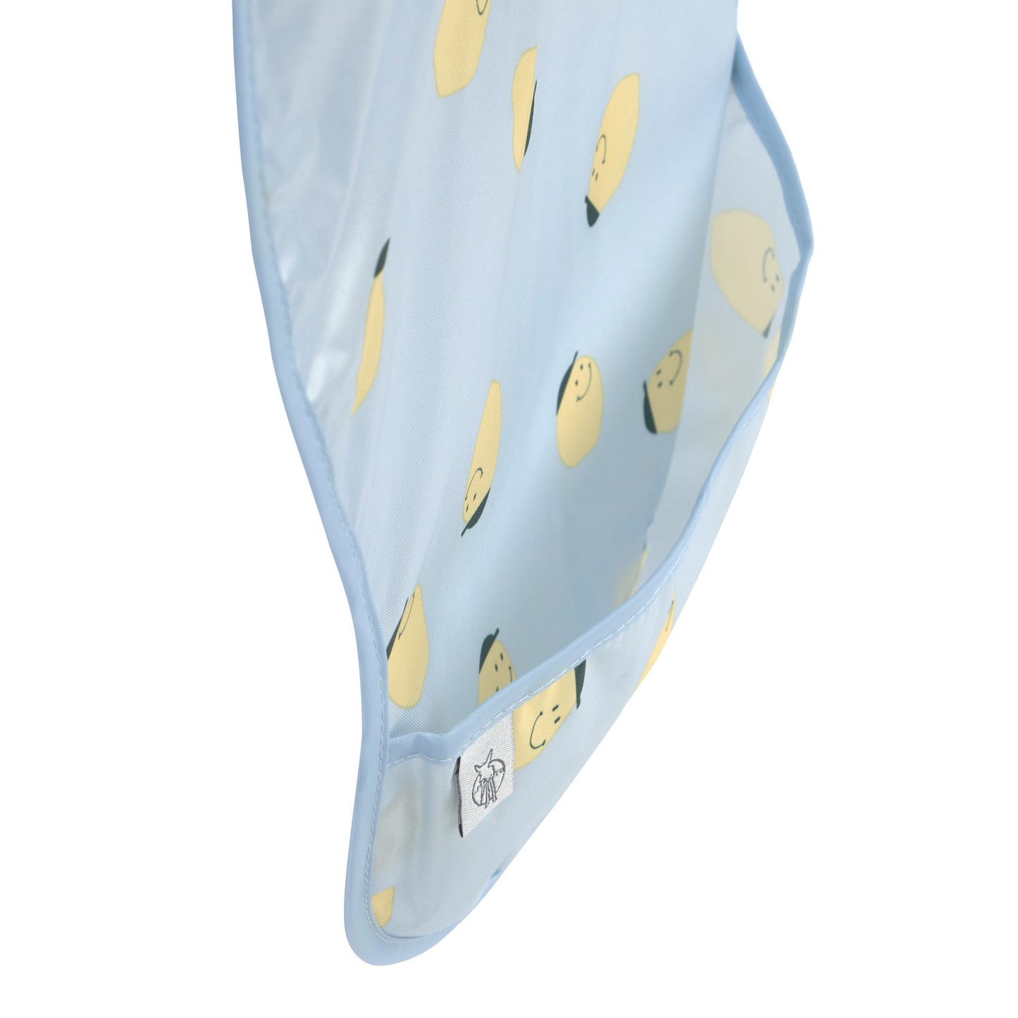 Diese 2 mittelgroßen Lätzchen mit Auffangschutz aus der Happy Fruits Kollektion von Lässig schützen die Kleidung zuverlässig vor Flecken. Sie sind leicht, wasserdicht und einfach mit Klettverschluss anzulegen. Ideal für Babys von 6 bis 24 Monaten, sind sie waschbar und perfekt für unterwegs. So bleibt das Essen entspannt und sauber – für mehr Spaß am Esstisch!