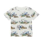 Dieses T-Shirt von MINYMO besticht durch seinen auffälligen Baustellen-Print und verleiht jedem Outfit einen originellen Akzent.