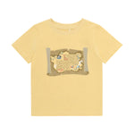 Gelbes kurzarm Shirt von MINYMO mit Schatzkarten Motiv.