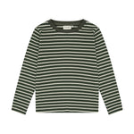 Ein hochwertiges Langarm-Shirt aus weichem Rib-Material mit klassischem grün-weiß gestreiftem Design von Minymo. Die Mischung aus 95% Baumwolle und 5% Elastane sorgt für optimalen Tragekomfort und Bewegungsfreiheit. Perfekt für den Alltag und vielseitig kombinierbar.