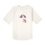 Das weiße, kurzärmelige Baby Badeshirt von Lässig mit UV-Schutz 60 (Design Eis Hund) schützt zuverlässig. Das atmungsaktive und schnelltrocknende Material sorgt für unbeschwerten Badespaß.