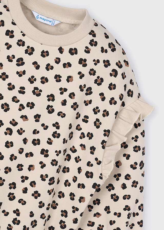 Leichter Pullover von Mayoral mit trendigem Leopardenmuster und femininen Volants an den Ärmeln, die jedem Look eine verspielte Note verleihen.