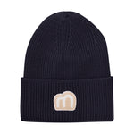 Diese dunkelblaue Mütze von MINYMO bietet angenehmen Tragekomfort und stilvolles Design.