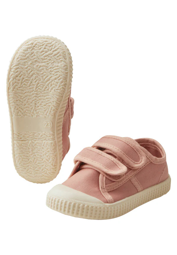 Sneaker uni