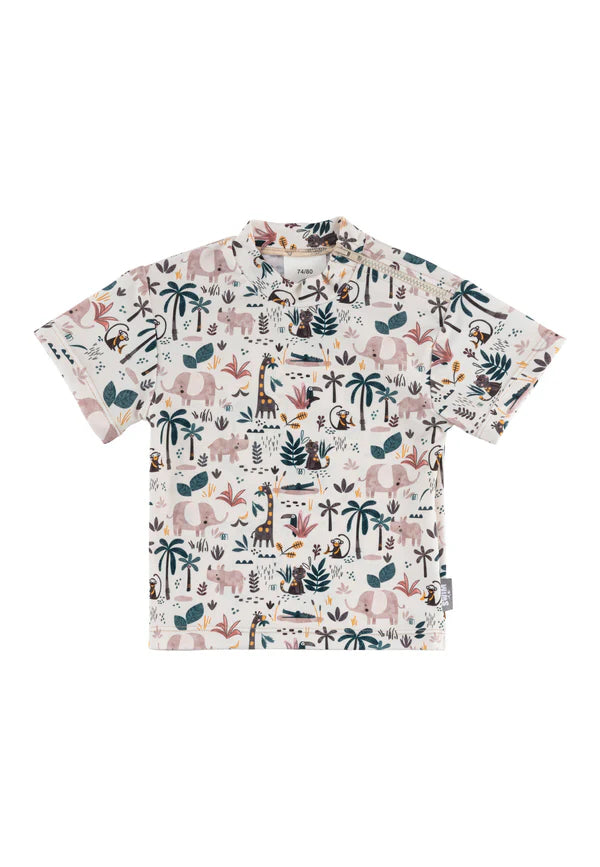 Dieses kurzärmlige Badeshirt bietet UV-Schutz 50+ und einen praktischen seitlichen Reißverschluss für einfaches Anziehen. Das schnelltrocknende, elastische Material sorgt für Komfort und Bewegungsfreiheit. Perfekt für aktive Kinder, die Spaß am Wasser und Abenteuer lieben.