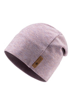 Diese Haube von Sterntaler besticht durch ihr rosa Streifenmuster und sorgt für einen charmanten Look.