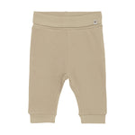 Die beige Rippstrick-Hose von HUTTELIHUT besticht durch ihre edle Optik und erstklassige Verarbeitung.