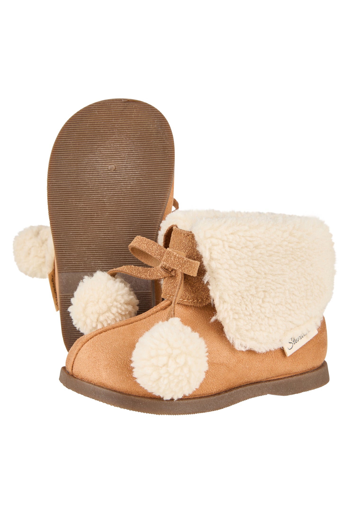 Entdecken Sie die braunen Halbschuhe von Sterntaler, die durch ihr schlichtes Design und hochwertige Verarbeitung überzeugen.