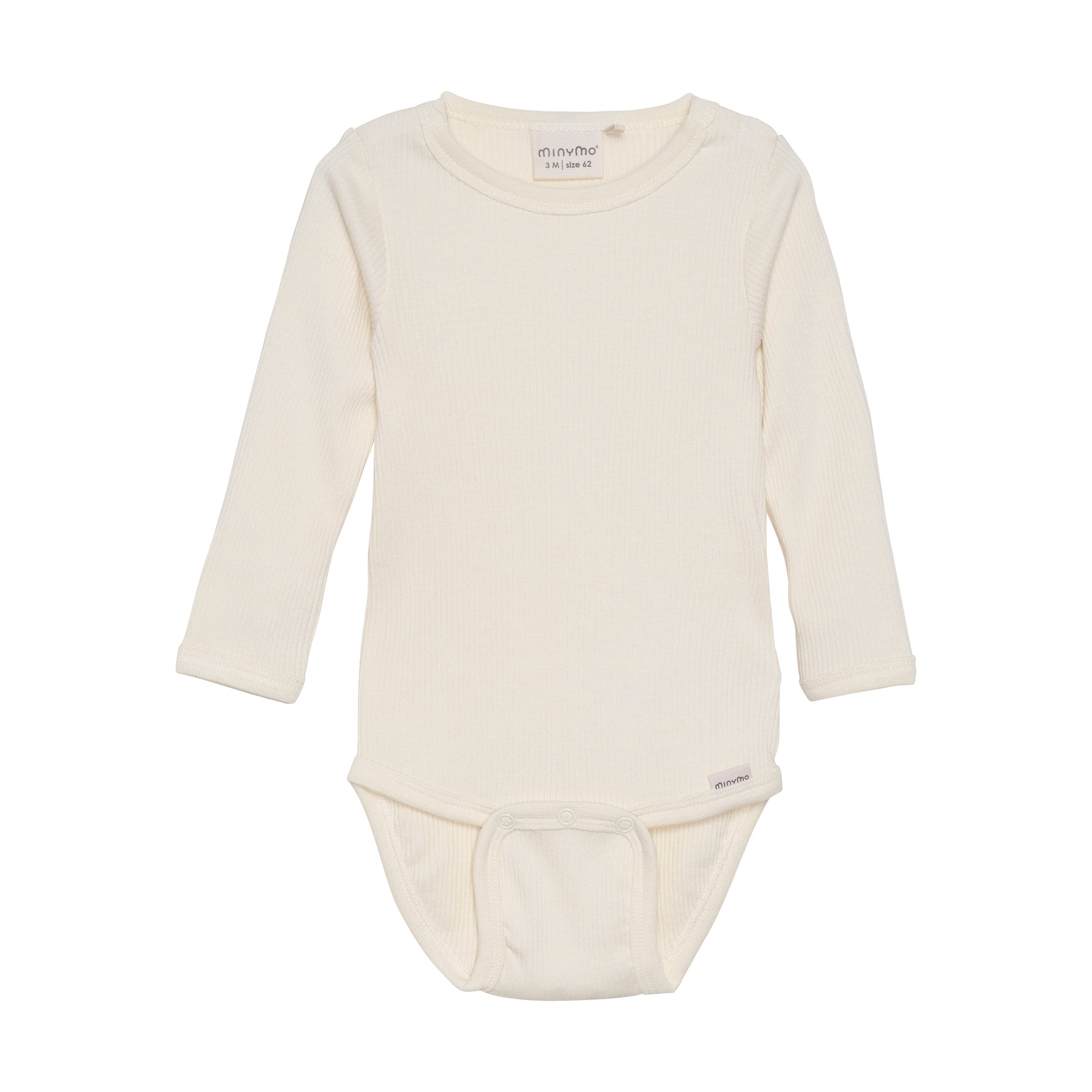 Der Rib Body von MINYMO überzeugt durch sein angenehmes Material und zeitloses Design – ein Must-have für jeden Kleiderschrank.