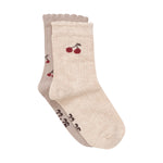 Zweierpack Socken von MINYMO, verziert mit charmanten Kirschmotiven.