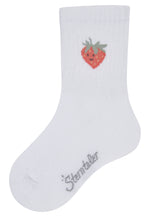 Diese weißen Socken von Sterntaler sind mit einem süßen kleinen Erdbeermotiv verziert und verleihen jedem Outfit einen frischen, verspielten Akzent.