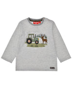 Klassisches Langarm-T-Shirt mit feinem Ringelmuster und charmanten Traktor-Print von Bondi. Das weiche Single-Jersey aus Baumwoll-Polyester-Mix bietet optimalen Tragekomfort und Langlebigkeit. Perfekt für kleine Abenteurer, die Fahrzeuge lieben. Pflegeleicht und strapazierfähig für den Alltag.