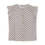 Dieses wunderschöne sommerliche Kurzarm-Shirt aus der Kollektion von Daily Seven ist ein echter Hingucker. Das schöne Muster, das das gesamte Shirt überzieht, sorgt für einen frischen und stylischen Look.