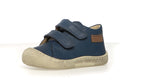 Diese Barfußschuhe von Naturino kombinieren Komfort und Stil mit einem modernen Design. Das Obermaterial aus Leder und Velours verleiht einen markanten Look, während der Klettverschluss Praktikabilität gewährleistet. Das Innenfutter und die Einlegesohle, beide aus Leder, sorgen für ein hochwertiges Gefühl beim Kontakt mit dem Fuß. Perfekt, um deine Tage mit einem Hauch von Eleganz zu begleiten.