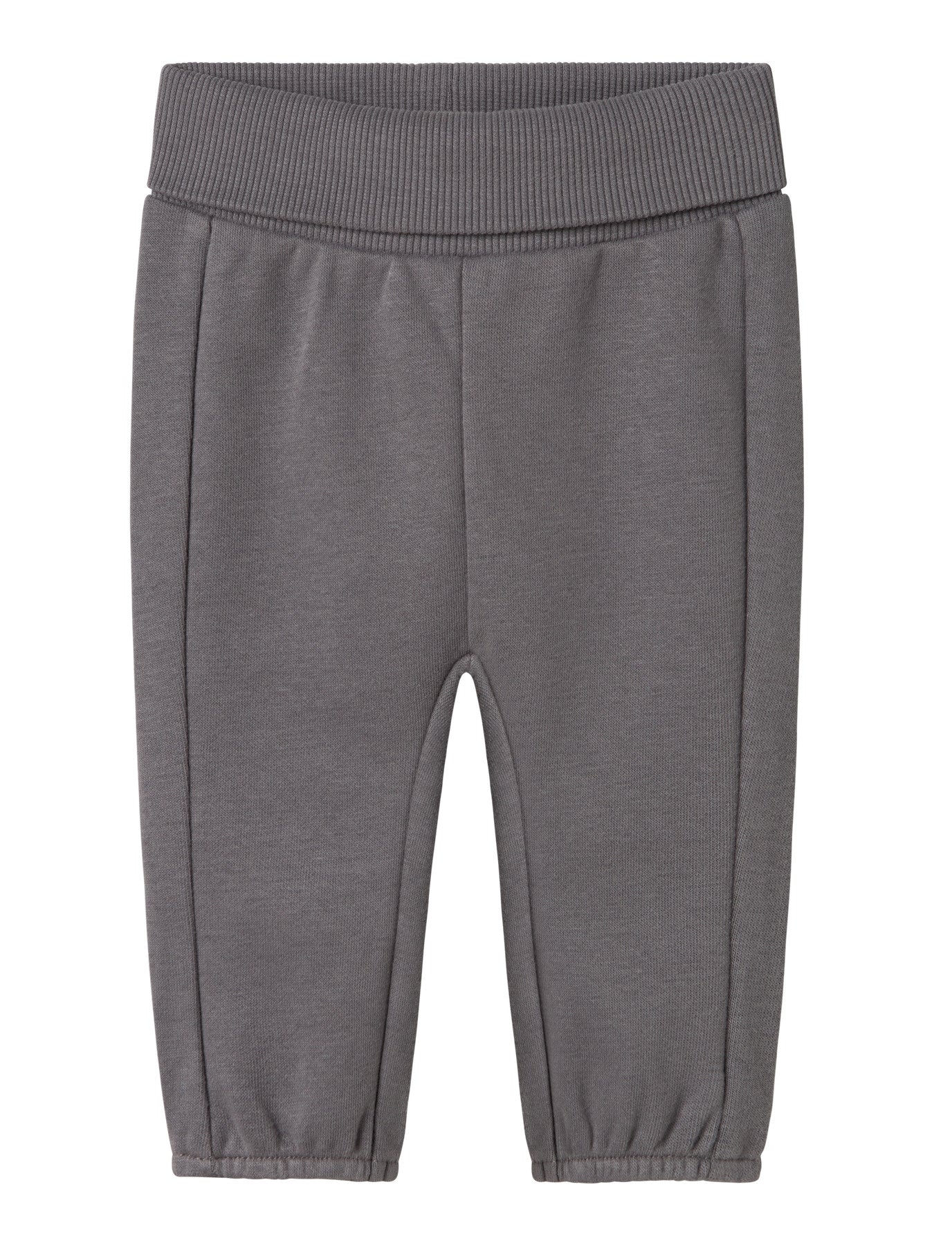 Diese graue Hose von Lil'Atelier überzeugt durch zeitloses Design und vielseitigen Tragekomfort.