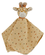 Das Schmusetuch Giraffe Kaya besteht aus weichem Musselin- und Flauschstoff, ideal für empfindliche Babyhaut. Mit den Maßen 40 x 7 x 9 cm bietet es ausreichend Platz zum Kuscheln. Das liebevoll bedruckte Giraffenmuster macht es besonders. Leicht, atmungsaktiv und waschbar – ein sanfter Begleiter für Babys und Kleinkinder.
