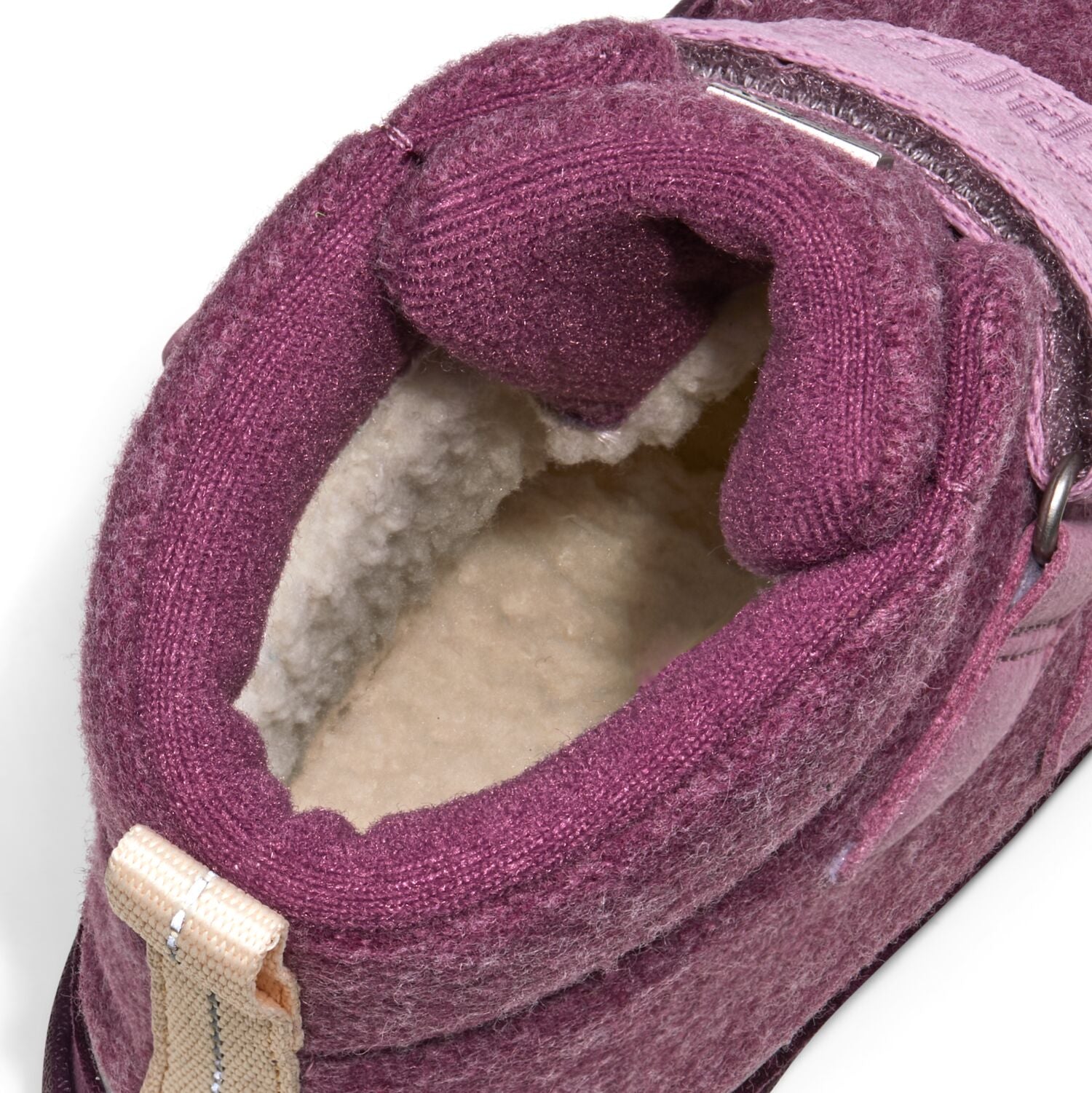 Der klassische Winterstiefel Wolle Comfy von Affenzahn  aus recycelter Wolle ist warm gefüttert und wasserdicht. Mit zwei Klettverschlüssen kinderleicht zu Öffnen und zu Schließen.