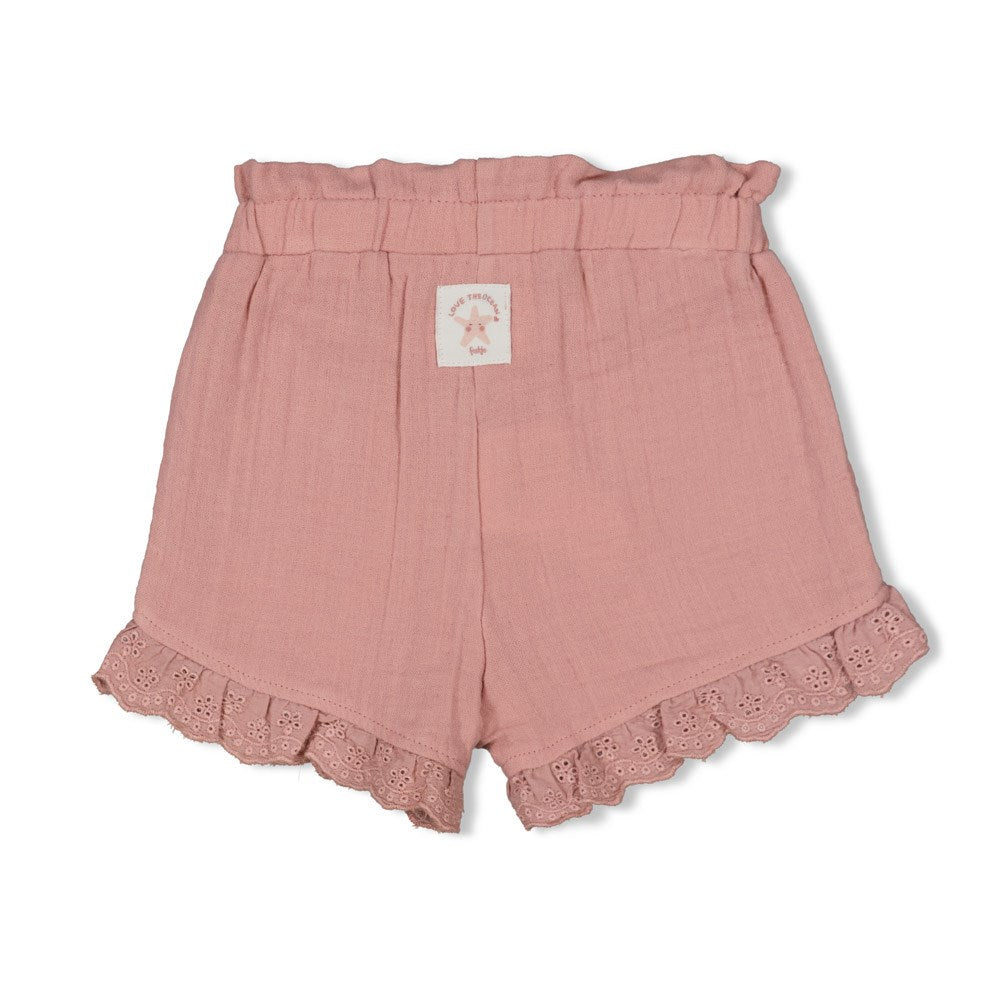 Beschreibung
Short aus der Kollektion Starfish Wishes von Feetje
Material
100% CO Double Cloth