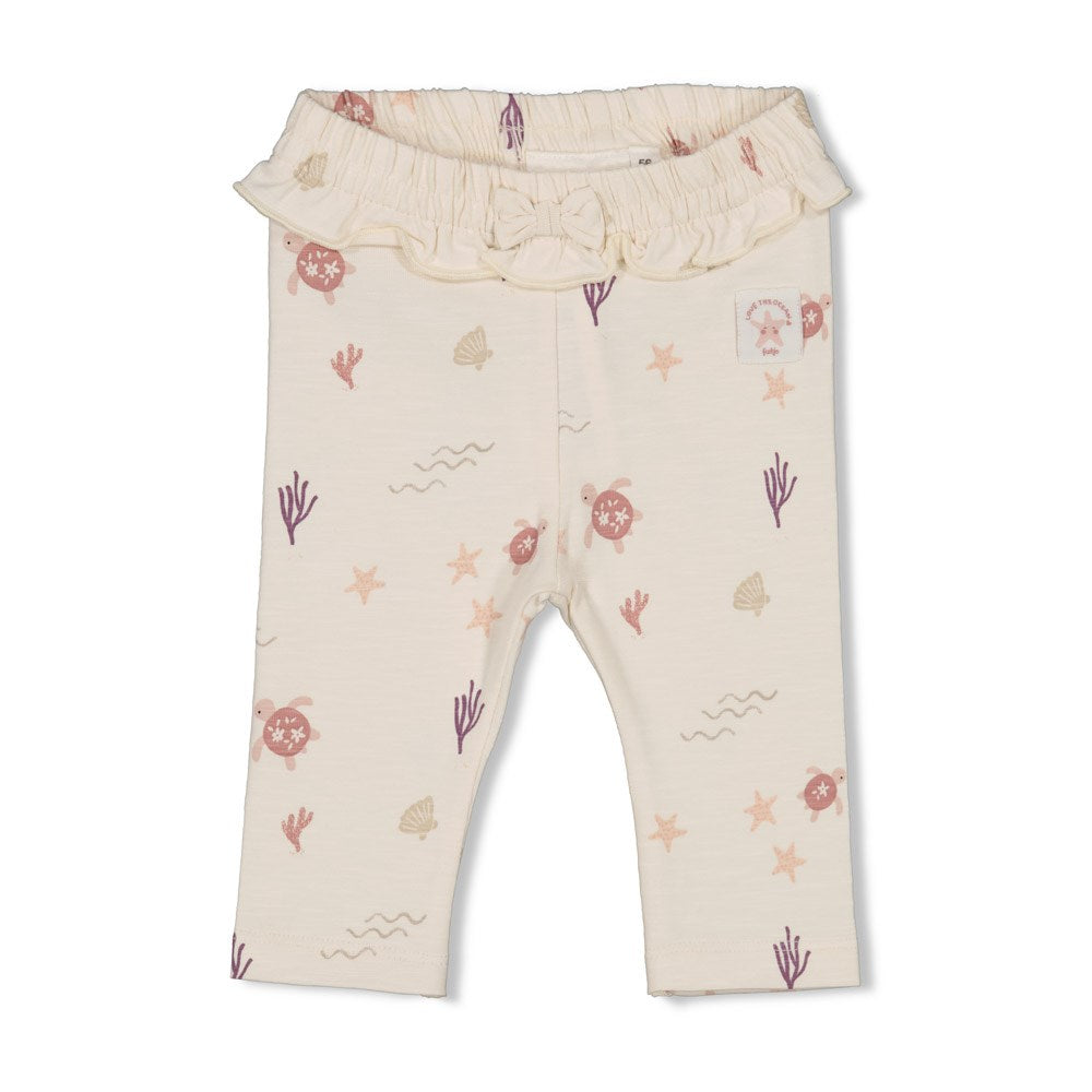 Beschreibung
Legging aus der Kollektion Starfish Wishes von Feetje
Material
96% CO + 4% EL Single Jersey SLUB