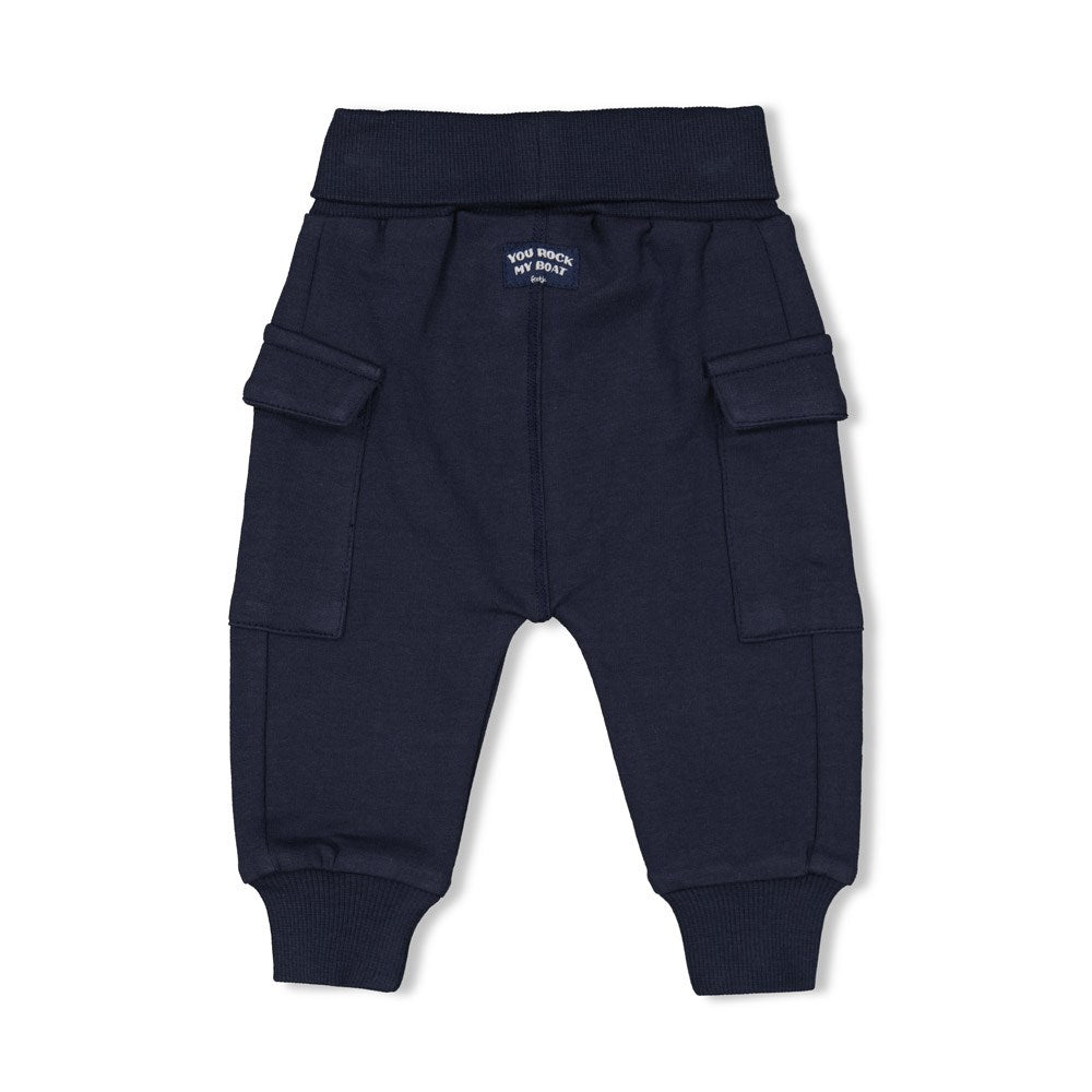 Beschreibung
Hose aus der Rock my Boat Kollektion von Feetje
Material
96% CO + 4% EL French Terry