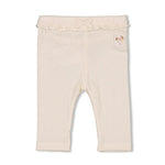 Entdecke die Legging aus der Kollektion Flower Ranch von Feetje, das perfekte Kleidungsstück für dein Baby.