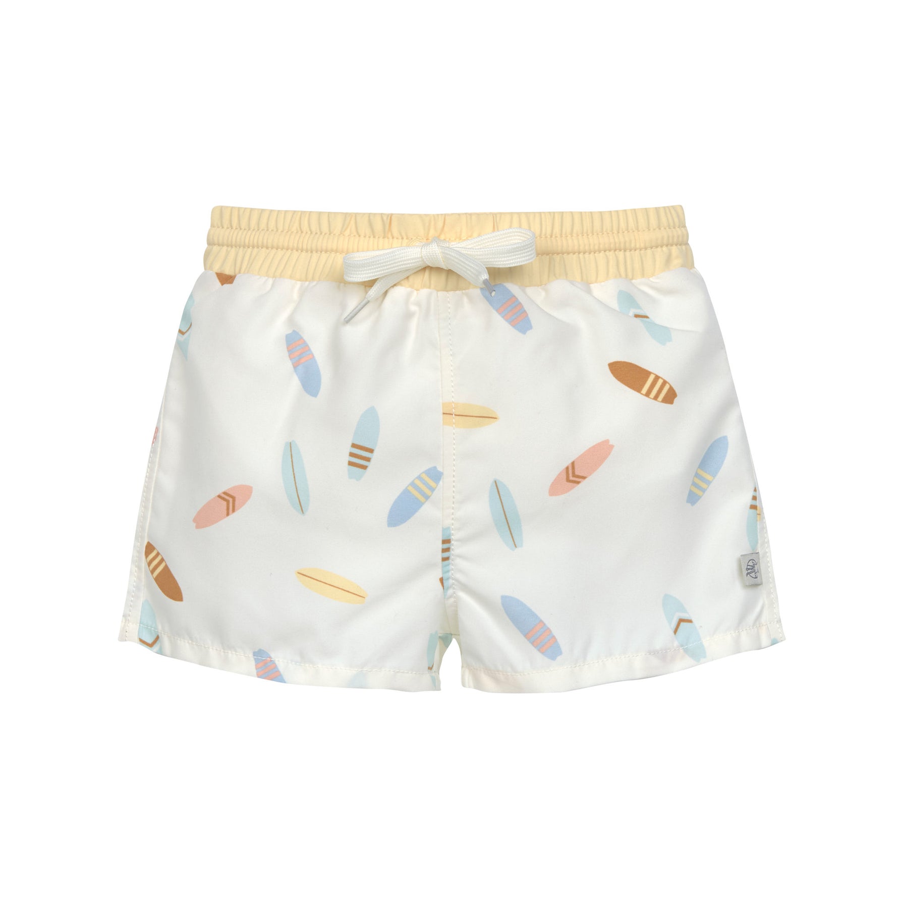 Die kurze Baby Badehose in Weiß mit Surfboard Print sorgt dank der integrierten Schwimmwindel, des breiten Bundes und der nahtlosen Verarbeitung im Inneren für ein angenehmes Tragegefühl und Badespaß. Geeignet von 7 Monaten bis 3 Jahren.