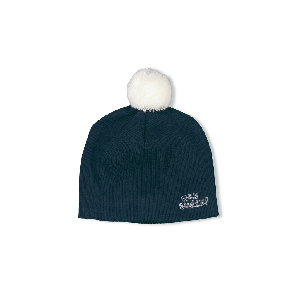 dunkelblaue Mütze mit weißen Pompom