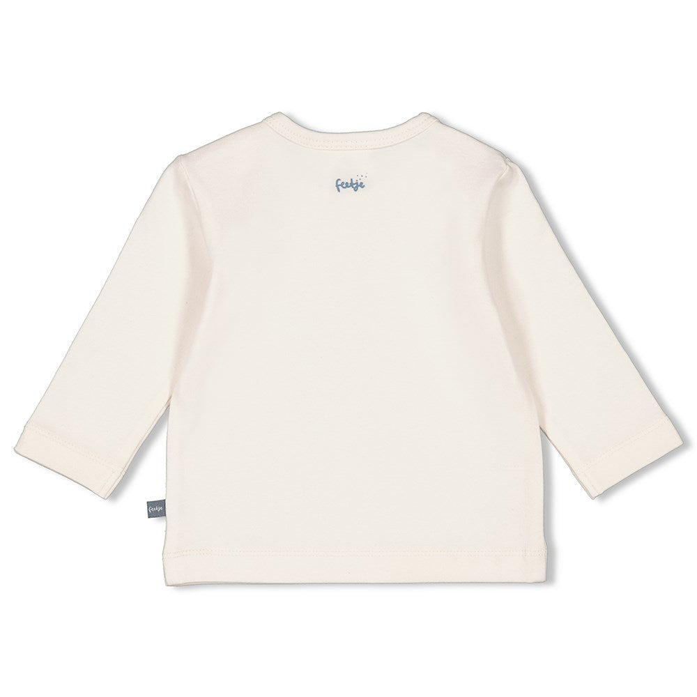 Euer winziges Wunder wird sich in unserem Langarm Baby Shirt der Forever Bestie Kollektion von Feetje rundum wohlfühlen. Der weiche Stoff und die lange Ärmel schützen euer Baby vor Kälte, während das niedliche Design "Bestie" zugleich die Bindung zwischen eurem Baby und euch als Eltern stärkt. Denn ihr seid für immer beste Freunde!