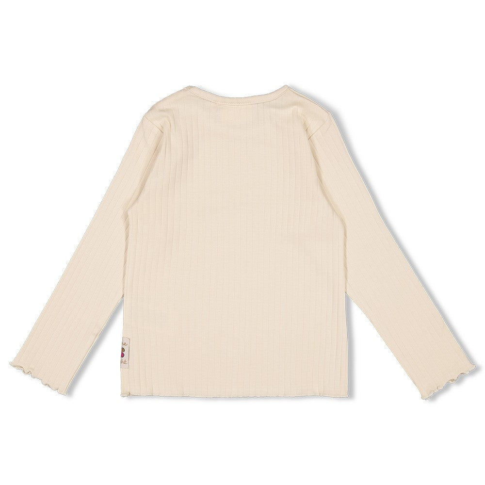 Dieses helle, gerippte Langarmshirt mit einem floralen Herzmotiv stammt aus der Shine Bright Kollektion von Jubel und bietet einen angenehmen Tragekomfort.