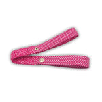 Mit dem Band lassen sich Mini Quiet Books, Travel Buddys und Premium Büchlein einfach und sicher befestigen: am Buggy, am Kinderwagen, am Autositz oder am Bettchen.