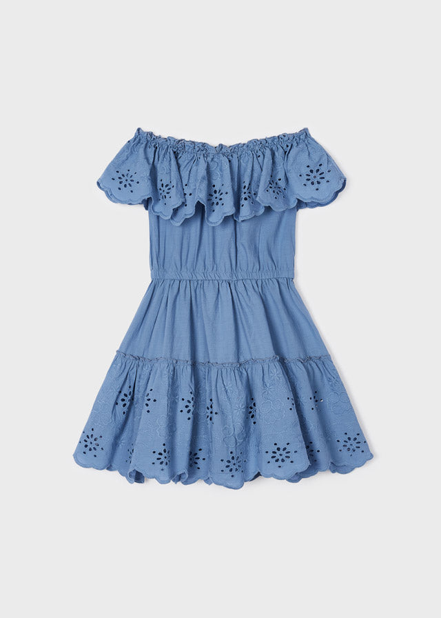 Perforiertes Kleid