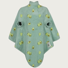 Das Lätzchen „Boo“ hält Kinder trocken – dank wasserfestem Brustbereich und weichem Frottee. Es bietet viel Bewegungsfreiheit, wächst mit von 6 Monaten bis 4 Jahren und spart Eltern Zeit beim Waschen. Aus 100 % OEKO-Tex Baumwolle, pflegeleicht und frei von Schadstoffen. Ein praktischer und nachhaltiger Begleiter für kleine Abenteurer!