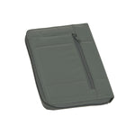 In der Document Pouch von LÄSSIG finden alle wichtigen Dokumente Platz – egal ob während oder nach der Schwangerschaft. Für Mutterpass, Ultraschallbilder, Versicherungskarte, Untersuchungsheft oder Impfpass bietet die Dokumentenmappe ausreichend Fächer, um alles im Blick zu haben.