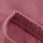 Bequeme, aber schick! Unsere leicht gefütterten Leggings sind perfekt für aktive Babys. Halten Sie Ihr Baby warm und bereit für alles, was der Tag bringt. Ideal für kalte Tage, aber leicht genug für den täglichen Gebrauch. Mit der Leggings Sweat ist Ihr Baby immer stylisch und bequem unterwegs.