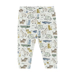 Die weiße MINYMO-Hose mit lustigen Tiermotiven bringt Spaß und Stil in jeden Kinderalltag.