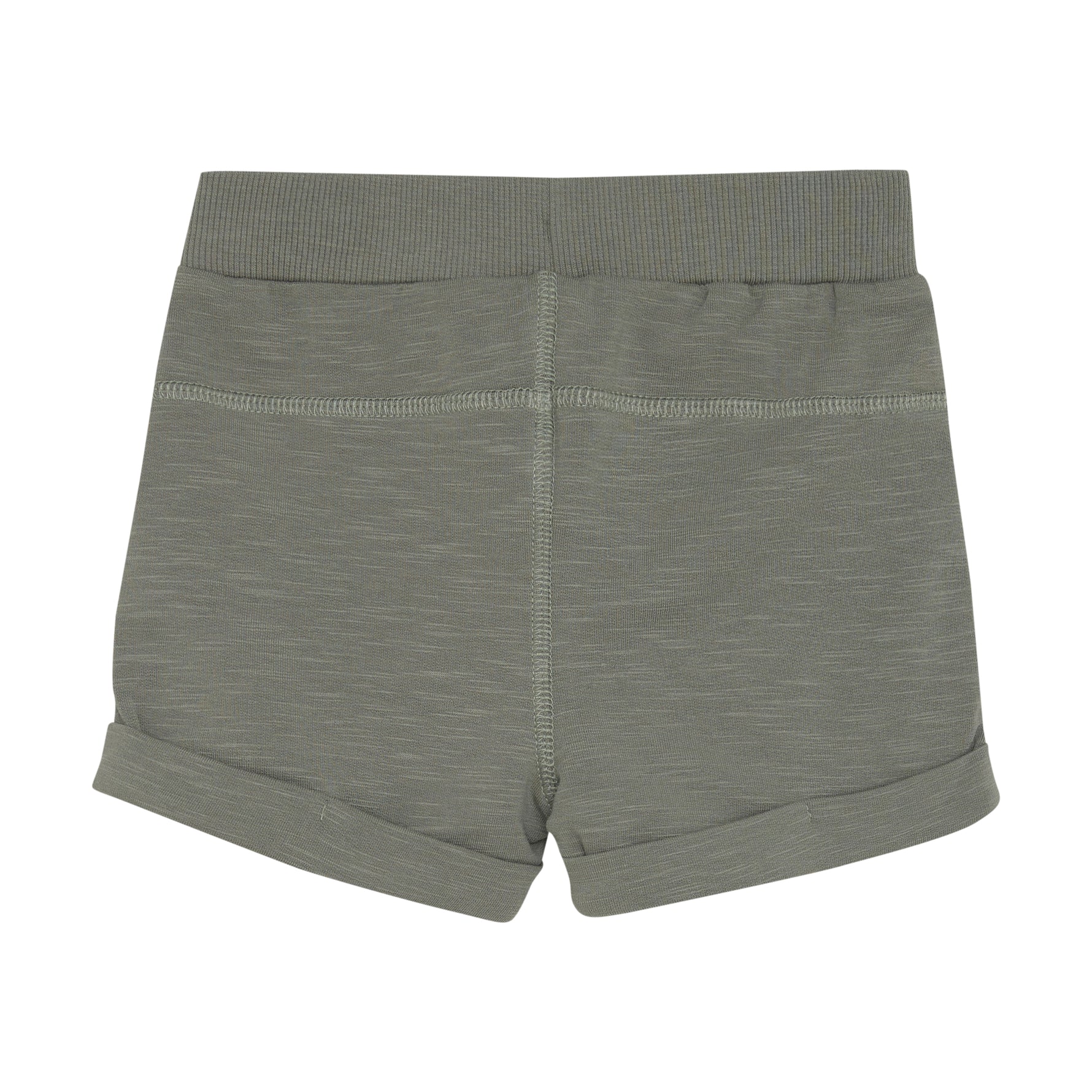 MINYMO bietet bequeme Sweatshorts, die durch Qualität und Design überzeugen.