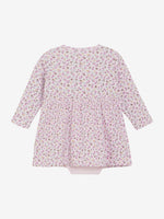 Dieses elegante rosa Kleid von MINYMO besticht durch ein durchgängiges florales Muster, das einen stilvollen und femininen Look verleiht.