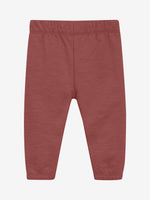 Rote Jogginghose von MINYMO, verziert mit niedlichen, herzförmigen Knöpfen für einen verspielten Look.