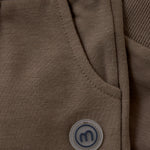 Diese braunen Sweatpants von MINYMO bieten bequemen Tragekomfort und sind ideal für entspannte Tage.