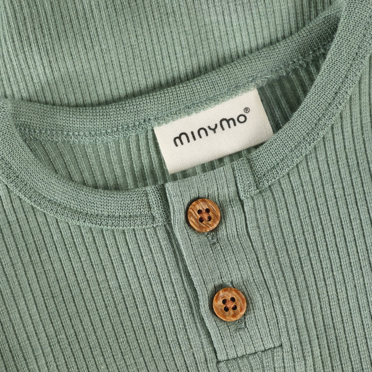 Langärmeliger Rib Body in grün von MINYMO.
