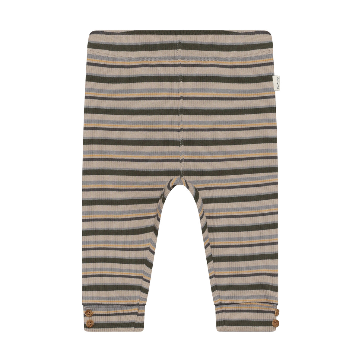 Hochwertige gestreifte Rib Hose von Minymo aus elastischem Baumwollmix. Die Kombination aus 95% Baumwolle und 5% Elastane sorgt für optimalen Tragekomfort und Bewegungsfreiheit. Das klassische Streifenmuster verleiht der Hose einen zeitlosen Look, während die Rib-Struktur für zusätzliche Stabilität und Form sorgt.