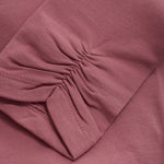 Diese Leggings von Minymo haben eine süße Raffung am Fuß, die nicht nur niedlich aussieht, sondern auch für einen bequemen Sitz sorgt. Perfekt für aktive Kinder, die den ganzen Tag in Bewegung sind.