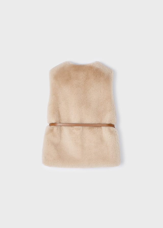 Fellgilet mit Gürtel