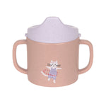 Der Trinklernbecher aus der Tiny Team Cat Kollektion von Lässig punktet mit Funktionalität, liebevollem Design und ressourcenschonendem Material. Der Becher ist BPA-frei, leicht sowie mikrowellen- und spülmaschinengeeignet.