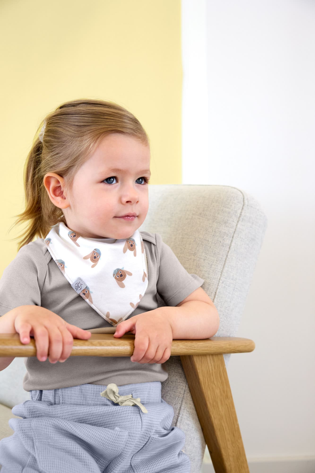 Die LÄSSIG Dreieckstücher aus der Tiny Team Kollektion mit den verspielten Motiven sind nicht nur ein tolles Accessoire für Babies und Kleinkinder, sondern halten die Kleidung auch zuverlässig trocken.