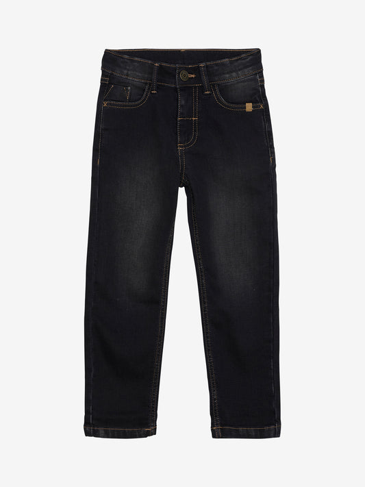 Diese schwarze Denim-Hose von MINYMO überzeugt mit ihrem trendigen Look und sorgt für einen stylischen Auftritt.