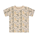 Weiches Kurzarm-Shirt mit verspieltem All-Over-Drachendruck von Minymo. Die Mischung aus 95% Baumwolle und 5% Elastane sorgt für optimalen Tragekomfort und sanfte Bewegungsfreiheit. Perfekt für warme Tage.