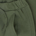 Bequeme grüne Sweatpants von Minymo aus hochwertiger Baumwollmischung mit Elasthananteil für optimale Bewegungsfreiheit und Tragekomfort.